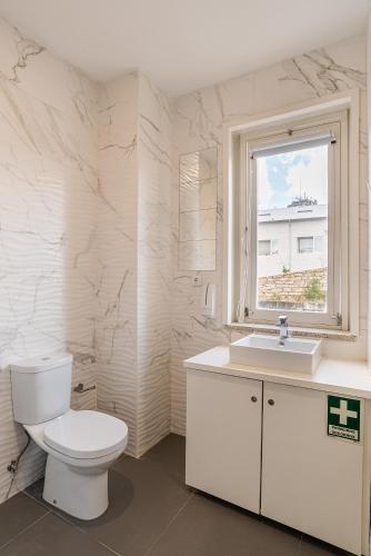 ZD Moreira Flats E By PortoProperties4You