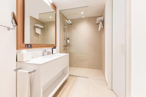 Ένα μπάνιο στο Crowne Plaza Podgorica by IHG
