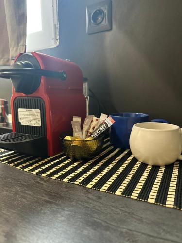 Kemudahan buat kopi dan teh di Zante Art de l'eau