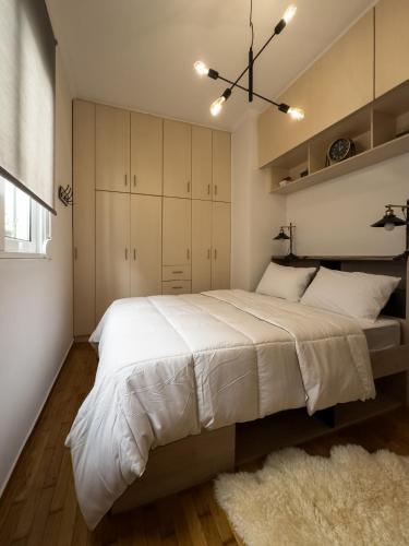 Athens Neos Kosmos 2BDR apt next to metro station