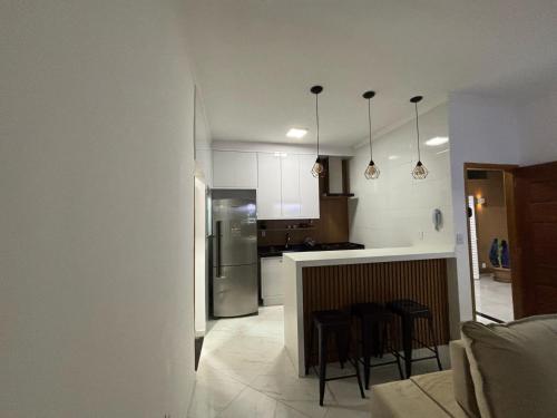 Η κουζίνα ή μικρή κουζίνα στο Casa Linda Peró