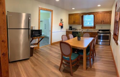 Dapur atau dapur kecil di Cape Pines Motel