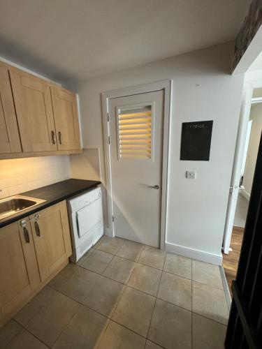 Kuchyň nebo kuchyňský kout v ubytování Apartment in Limerick City