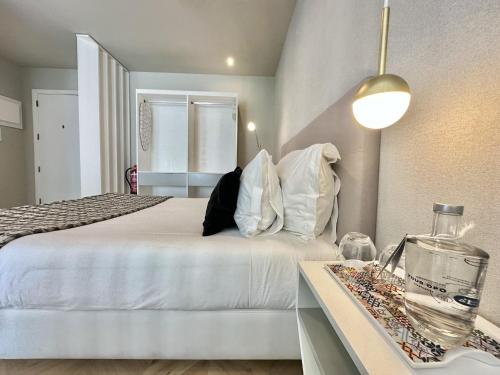 Compact & Cozy Retreat in Porto s Heart