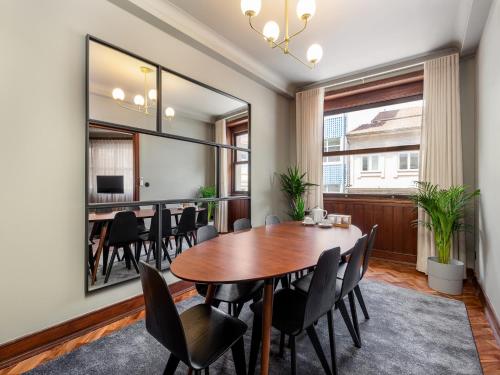 Spacious family apartment in Porto