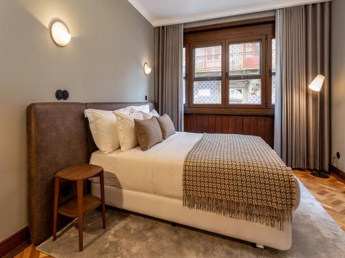Spacious family apartment in Porto