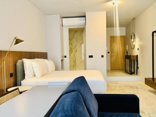 Bright and Spacious apartment in Porto