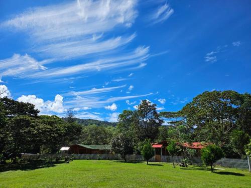 Gallery image of Frech lodge in Oxapampa