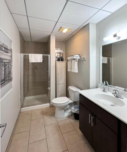 Koupelna v ubytování Luxéry Stay Chicago - Themed Units! Close to Downtown, McCormick Place & Wintrust Arena