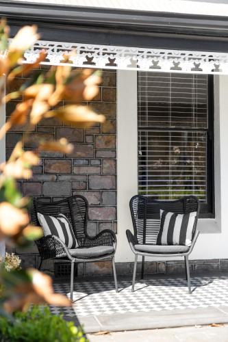 Gambar di galeri bagi Parkside Pool Retreat - 3BR, Parking, Wi-Fi di Unley