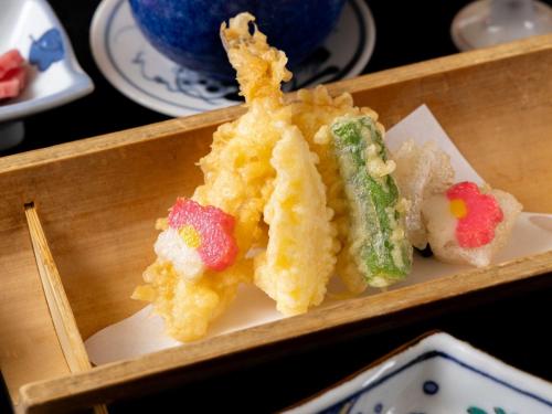 Comida en o cerca de este ryokan