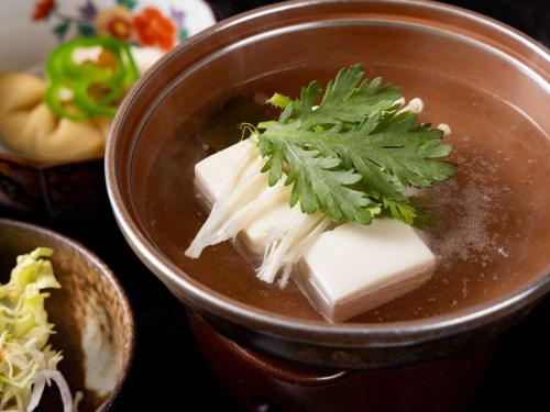 Comida en o cerca de este ryokan