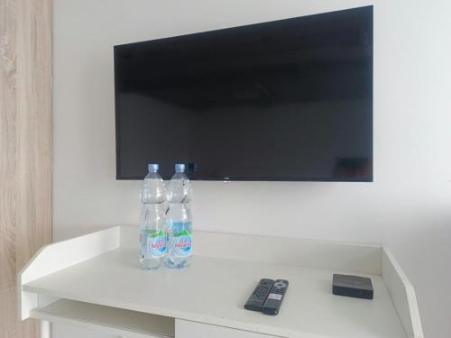 Televisyen dan/atau pusat hiburan di Loft Privato, Jakarta