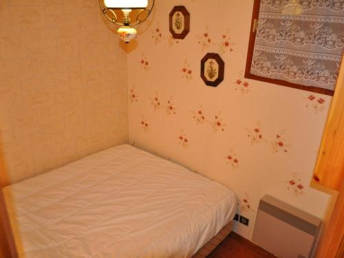 Appartement 2 pièces, capacité 5 pers, animaux admis, terrasse, parking
