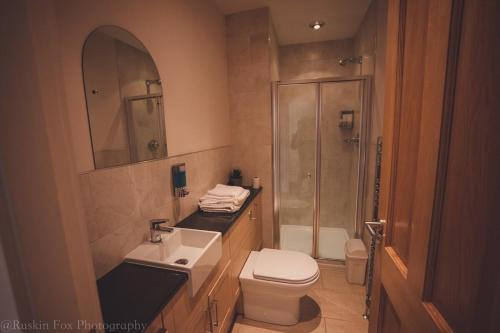 Et badeværelse på Apartment C