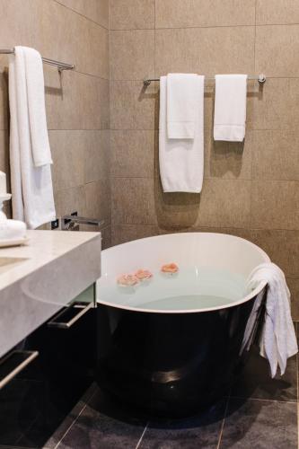 Ein Badezimmer in der Unterkunft Mansi on Raymond