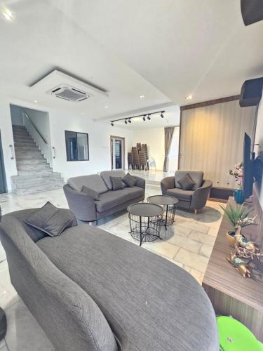 Χώρος καθιστικού στο Melody Whole Or Suite Room