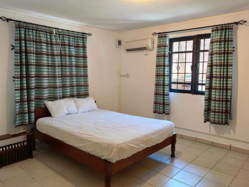 The Salida Studio by SOV