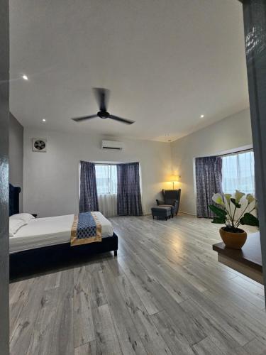 Ένα ή περισσότερα κρεβάτια σε δωμάτιο στο Melody Whole Or Suite Room