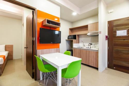 Η κουζίνα ή μικρή κουζίνα στο ABC Hotel CEBU