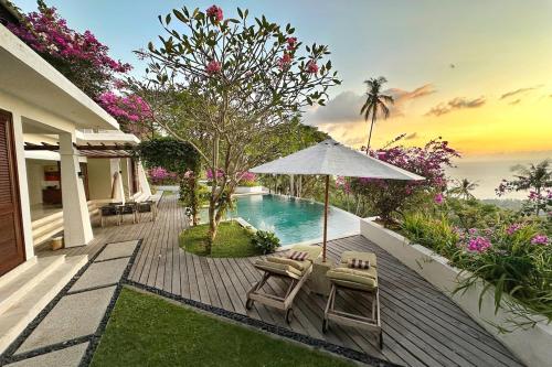 Πισίνα στο ή κοντά στο Cozy Family Villa with Sunset View