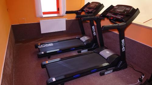 Fitnesscentret og/eller fitnessfaciliteterne på Ubytovna Relax CLUB