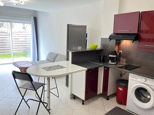 Appartement Coeur de Ville avec Terrasse et Parking