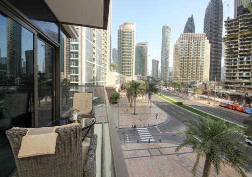 Upscale2BR in Burj Crown Pool,Gym & Stunning Views