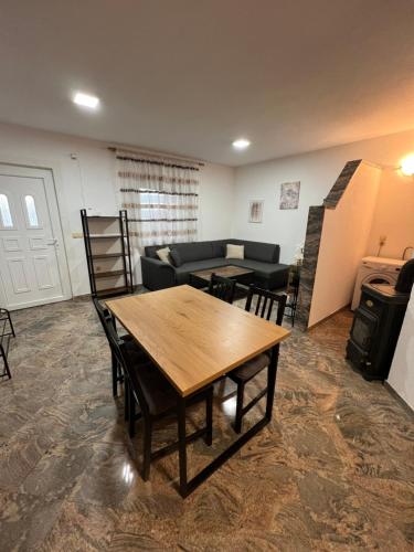 Η κουζίνα ή μικρή κουζίνα στο Apartmán s výhledem na moře