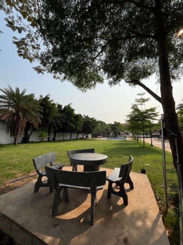Κήπος έξω από το 帕拉花园酒店 Pala garden hotel