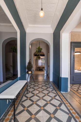 スリーマにあるSeafront 3-Bed Palazzino with Jacuzzi, Heart of Ballutaのギャラリーの写真