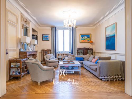 Cocon Central, Chic idéal 24H - Piano, jardin, BBQ - L'Instant Clef