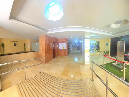 The Harmony Luxe Torremolinos City Center with FREE private parking and seasonal pool Free wifi and Netflix BY NAMASTE ELITE
