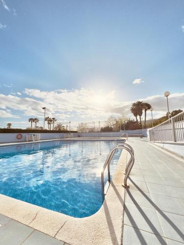 Casa Levante - Renovated Sea View Beach Apartment, Pool access, AC & Peñón de Ifach Views - Calpe Costa Blanca