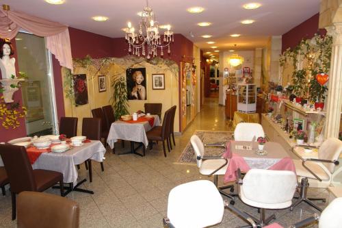Restoran atau tempat lain untuk makan di Hotel Garni Daniela Urich