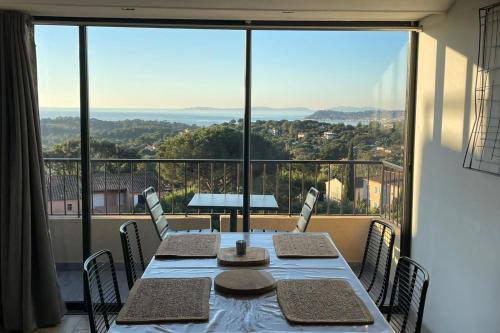 Open-plan T2 with sea view