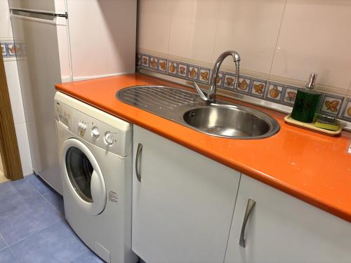 Kuchyň nebo kuchyňský kout v ubytování Apartamento Roberto By Solymar Holiday