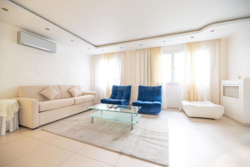 Photo de la galerie de l'établissement Spacious 3BR Villette Canal Saint Martin, à Paris