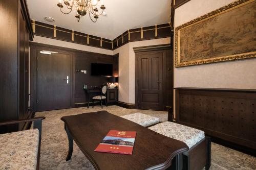 Pałac w Konarach Resort SPA & Conferenceにあるシーティングエリア