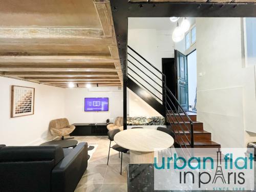 Urban Flat 09 - Stylish Triplex Champs-Elysees