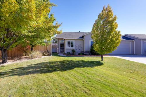 Zahrada ubytování Quaint Cul-De-Sac Home - 14 Miles to Downtown Reno