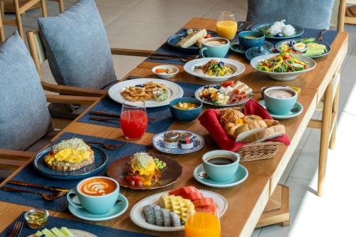 Makanan di atau berdekatan resort