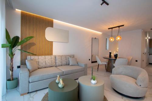 Petrino Complex Pefkohori by Halkidiki Villas