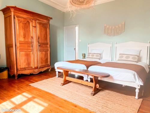 Jolly Château - private room \"Gregory\"