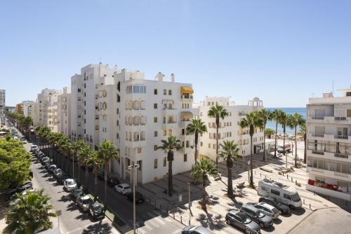 Terracos de Quarteira II White by Real Properties