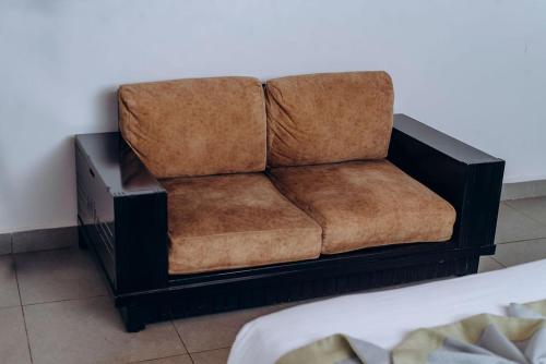 Un lugar para sentarse en Footprints - Kinigi