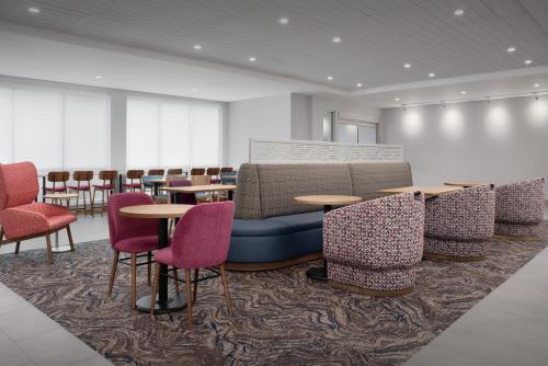 Posezení v ubytování Home2 Suites By Hilton Lakeland North I-4