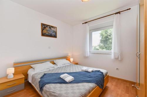 Bright apartment in Medolino