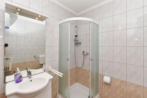 Bright apartment in Medolino