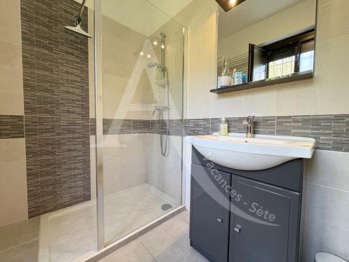 Koupelna v ubytování MAISON 3 CHAMBRES MONT SAINT CLAIR